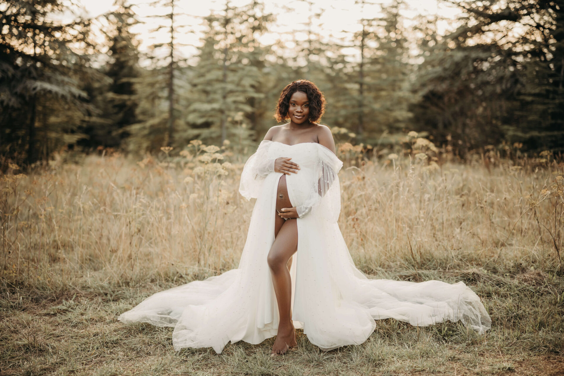 Shooting extérieur grossesse – élégance et douceur