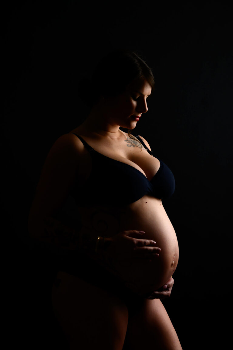 Photo de grossesse en studio 13 Galerie(5)